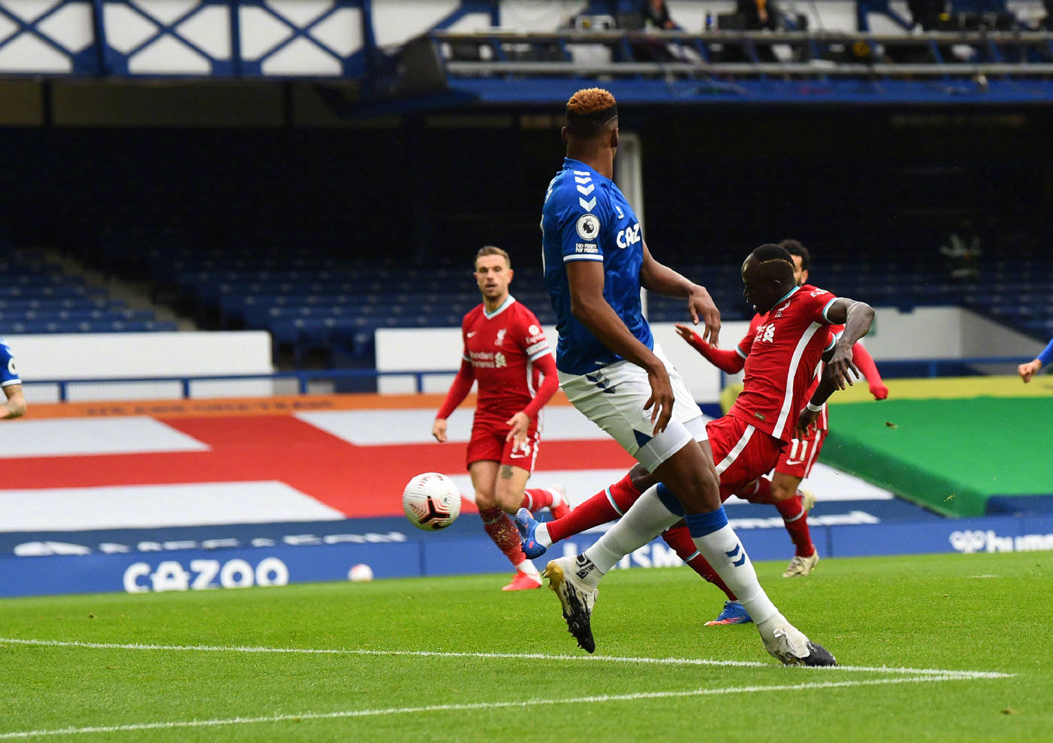 球迷和赞助 球迷和赞助